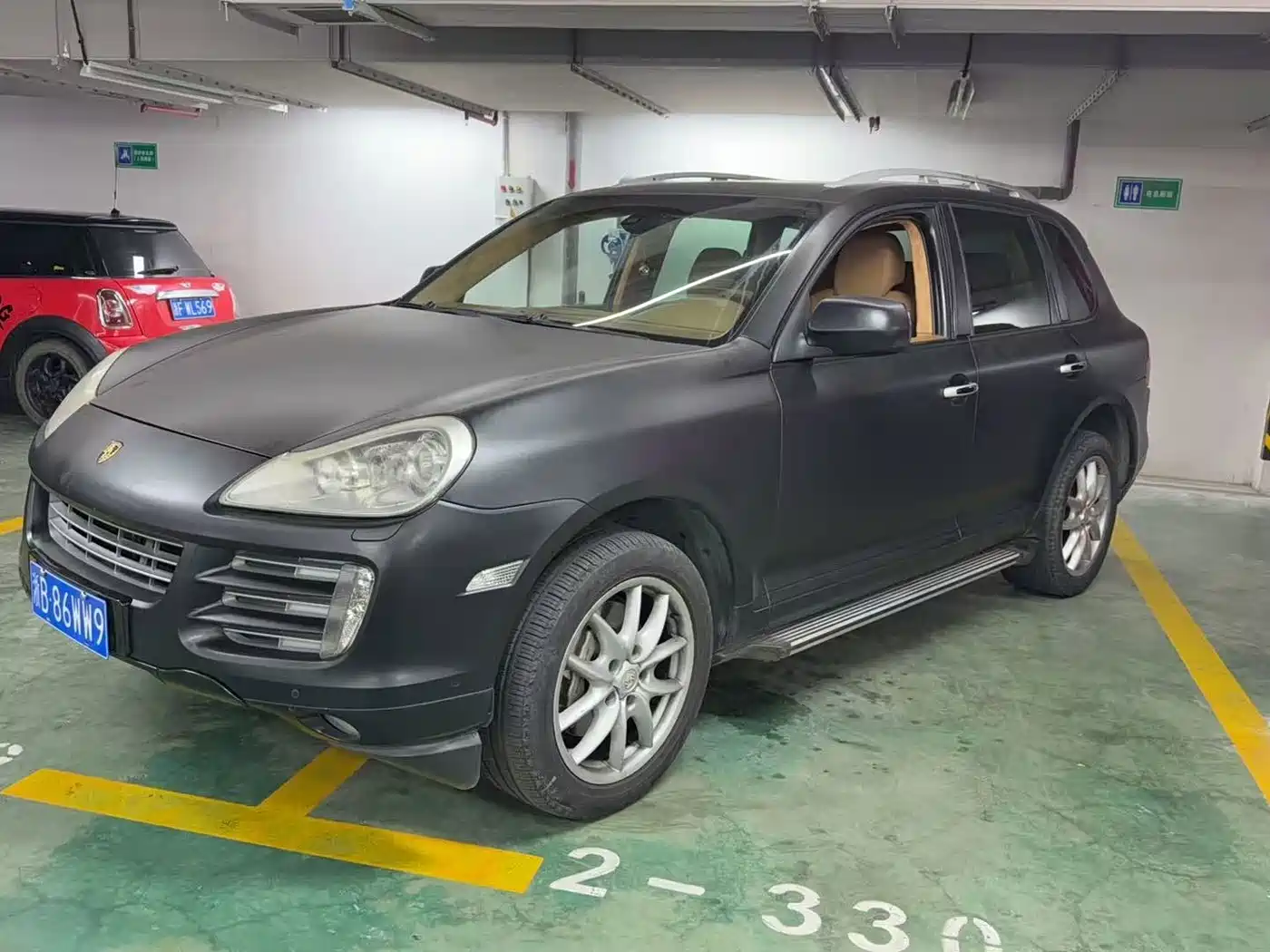 Фото 1 - Porsche Cayenne