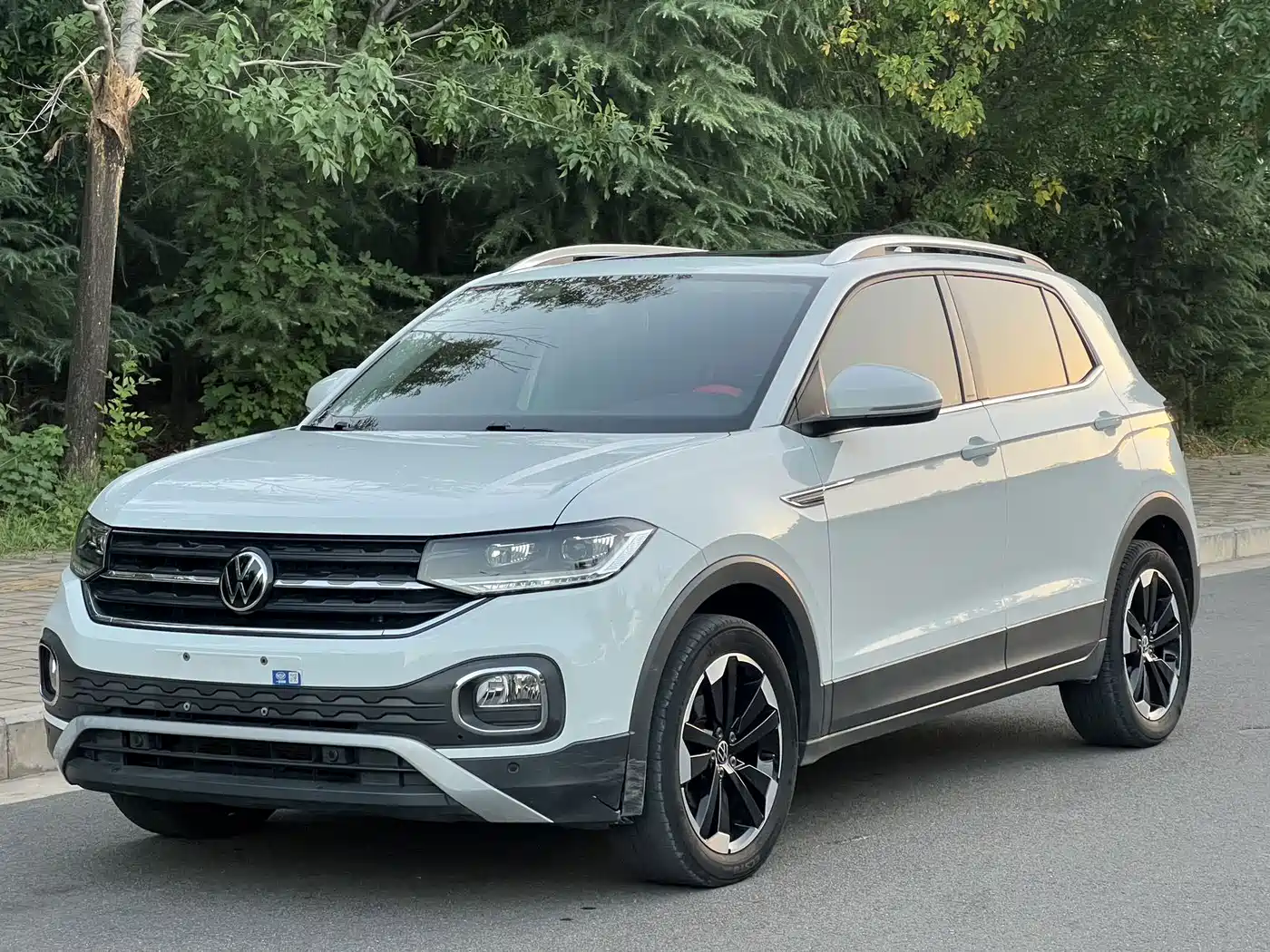 Similar car