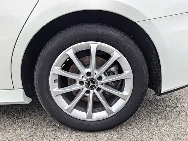 Mercedes-Benz A-Class 2023 A 200 L Dynamic — фото 5