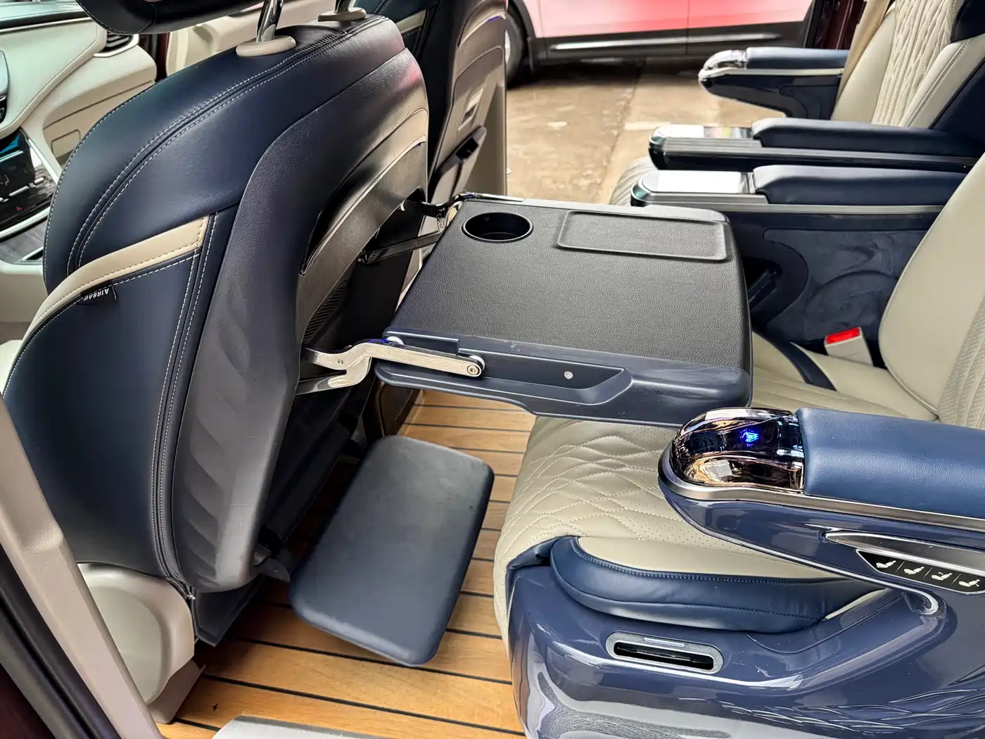 Buick GL8 2022 ES Landmark 653T Comfort фото 13