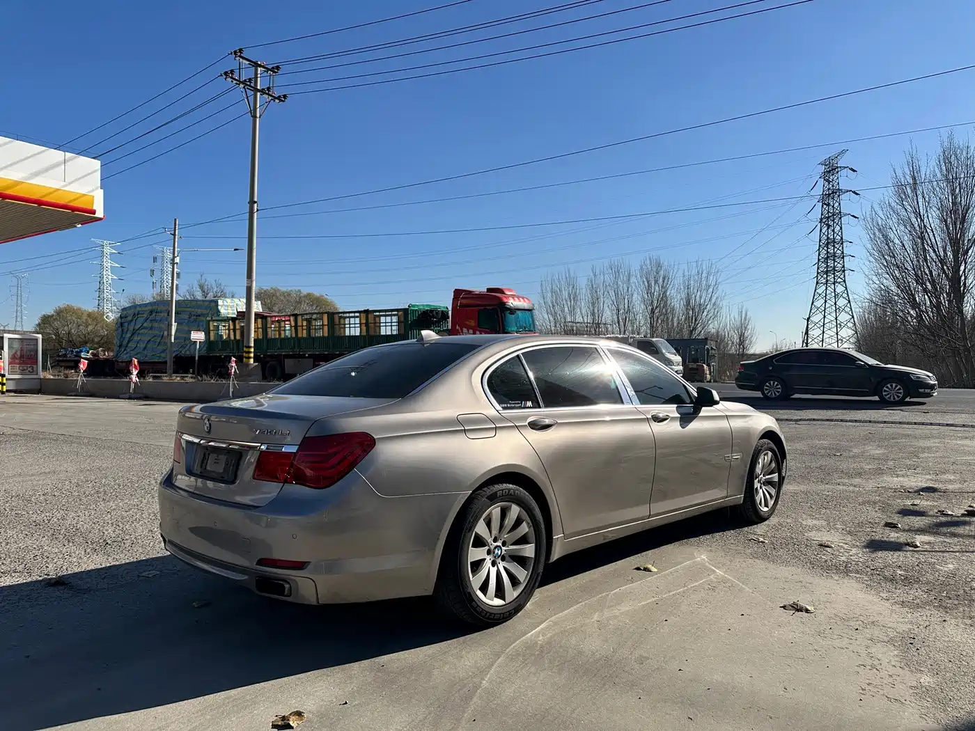 BMW 7 Series 2009 740Li Luxury фото 7