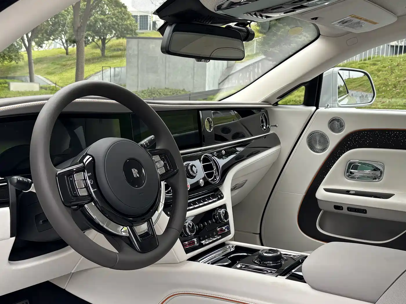 Rolls-Royce Spectre 2026 2024 Standard Model