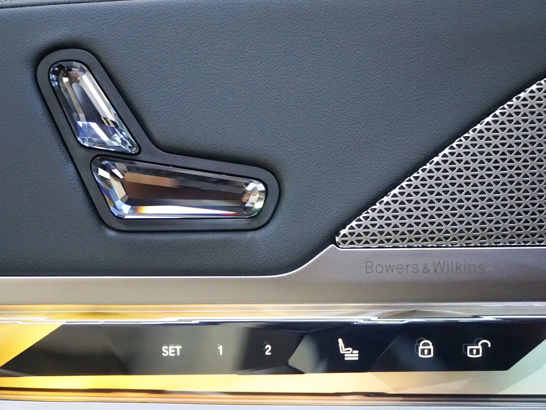 Photo 14 - BMW 7 Series