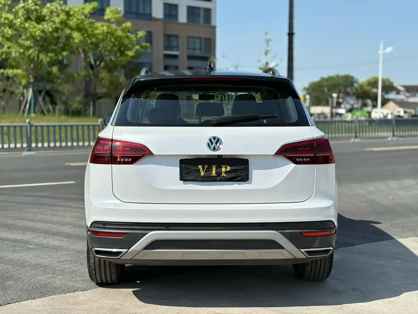 Volkswagen Tayron 2021 330TSI 2WD Luxury Smart Connect Plus фото 8