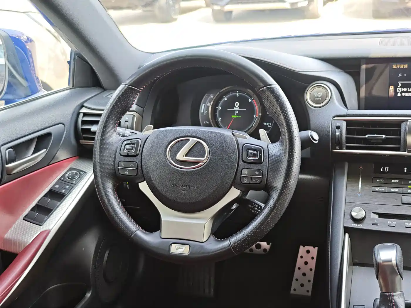 Lexus IS 2017 300 F SPORT фото 28