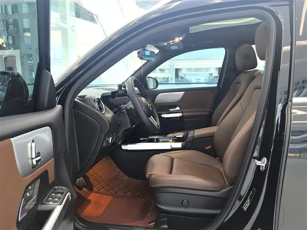 Mercedes-Benz GLB 2023 GLB 200 Dynamic фото 7