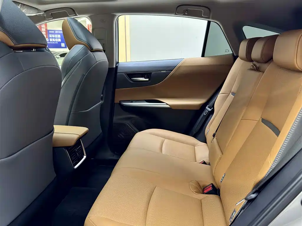 Toyota Venza 2022 2022 2.0L CVT 2WD Premium