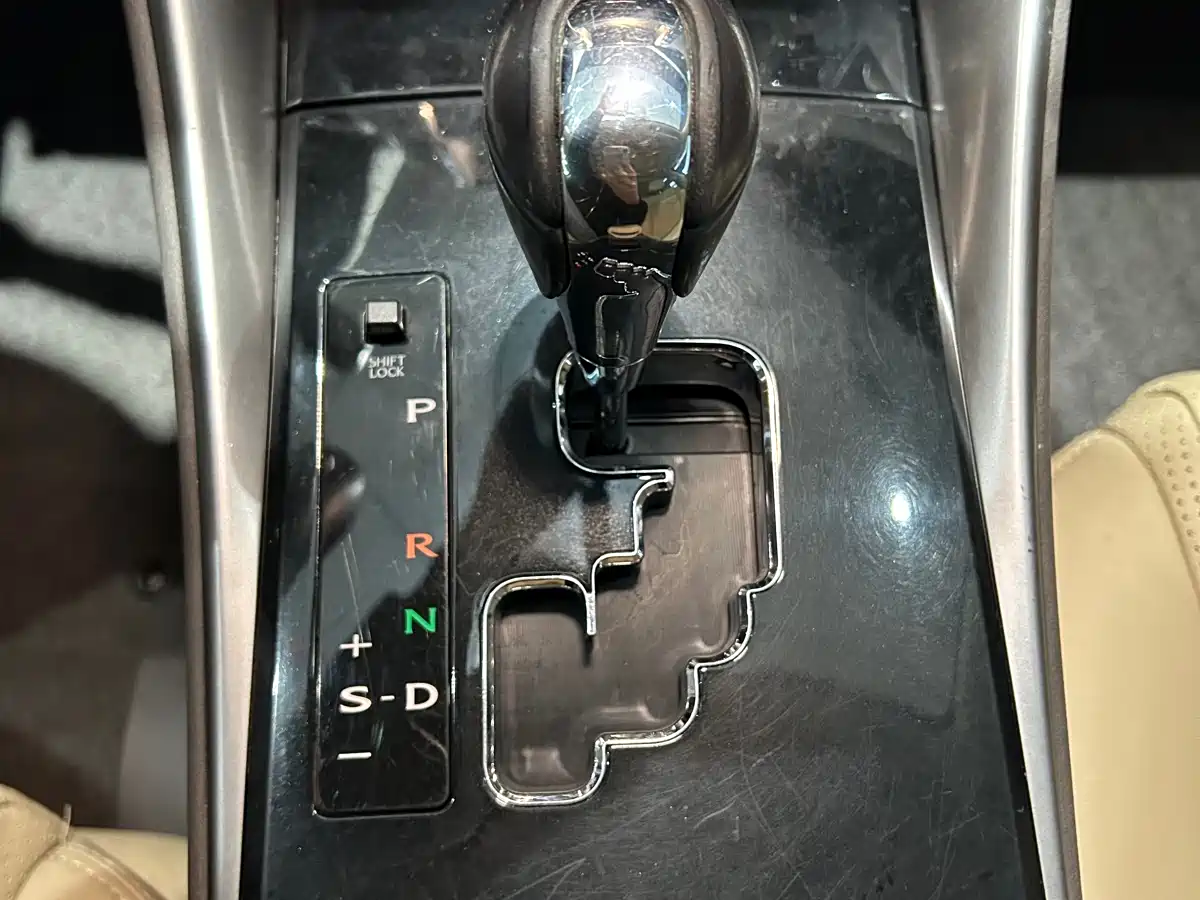Lexus IS 2011 250 Sport фото 19