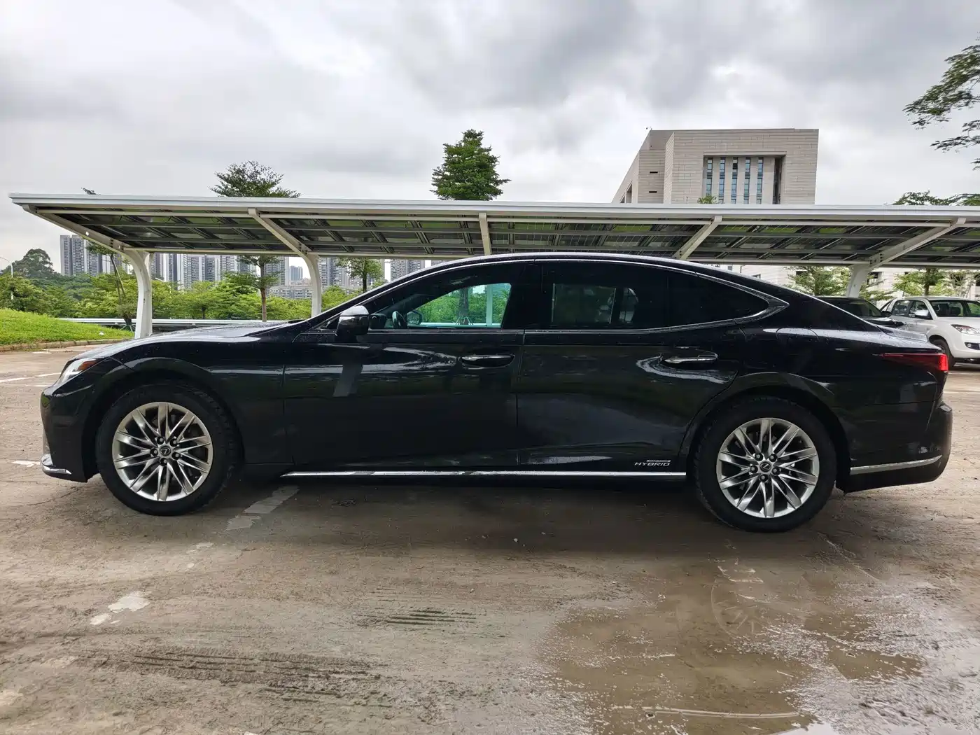 Lexus LS 2021 2021 500h Luxury Edition