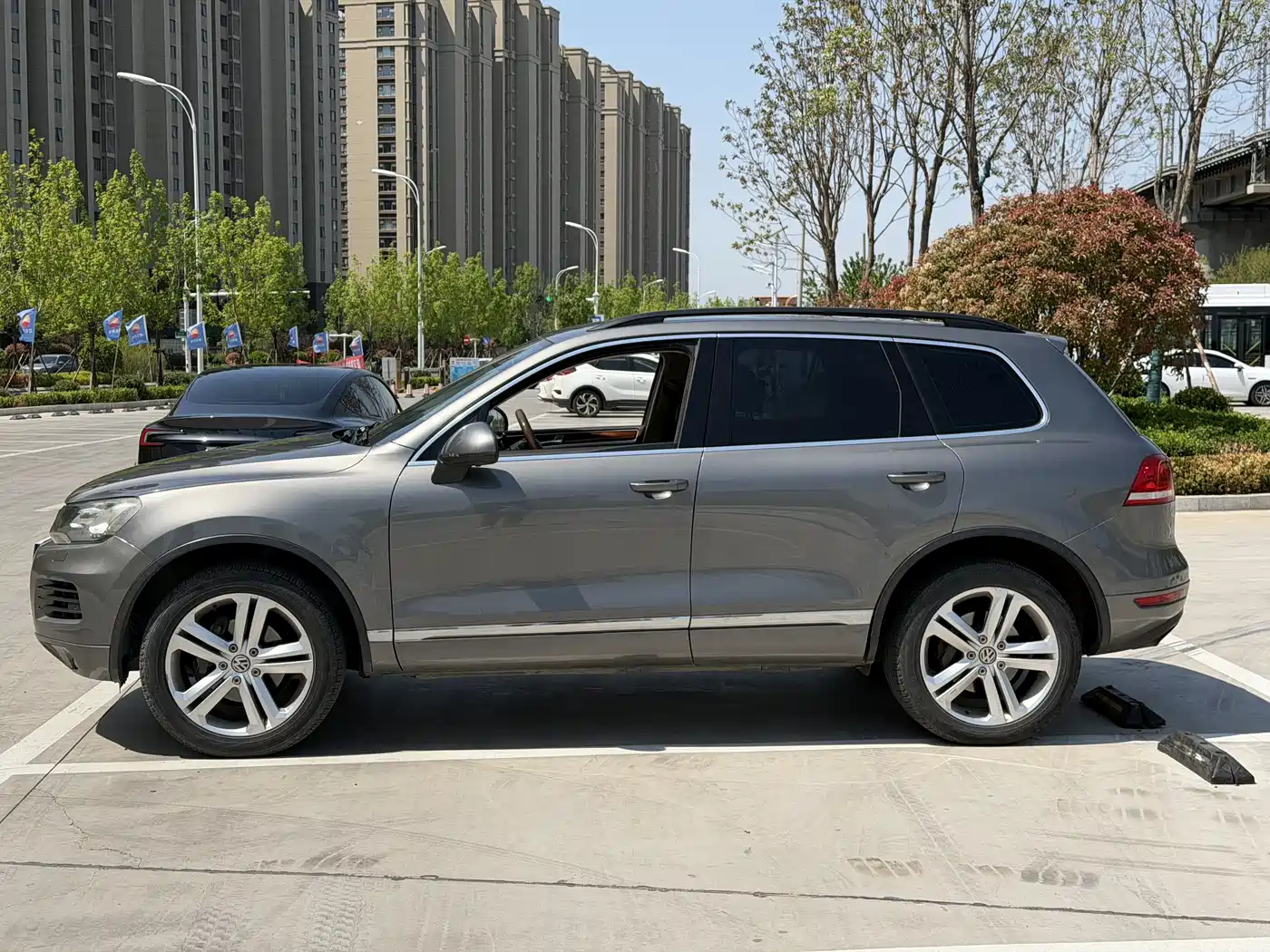 Volkswagen Touareg 2011 3.0TSI Standard фото 4