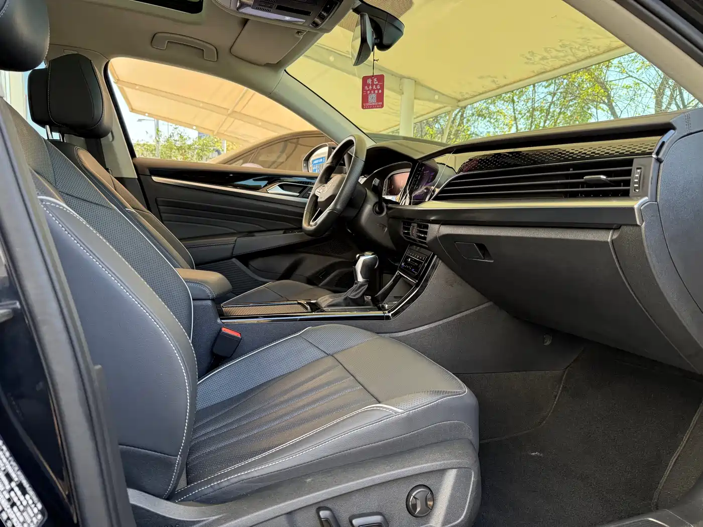 Volkswagen Passat 2024 Model 380TSI Starlight Elite фото 12