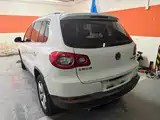 Фото 2 - Volkswagen Tiguan