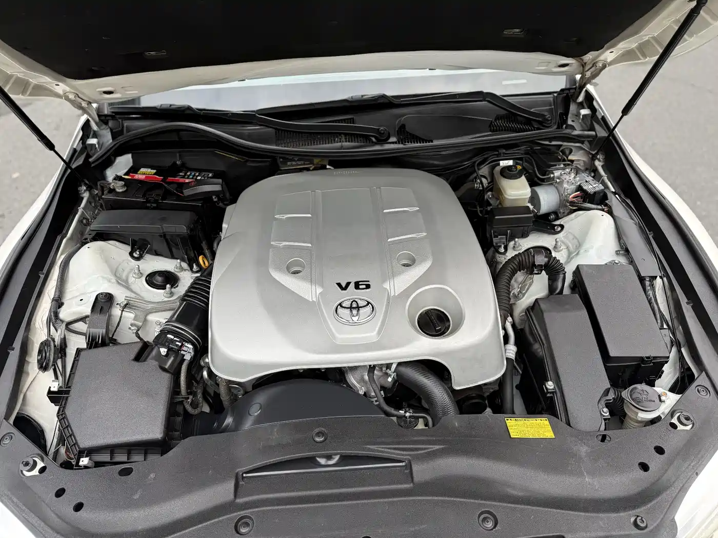 Toyota Reiz 2010 2.5V Elegance Elite Edition фото 20