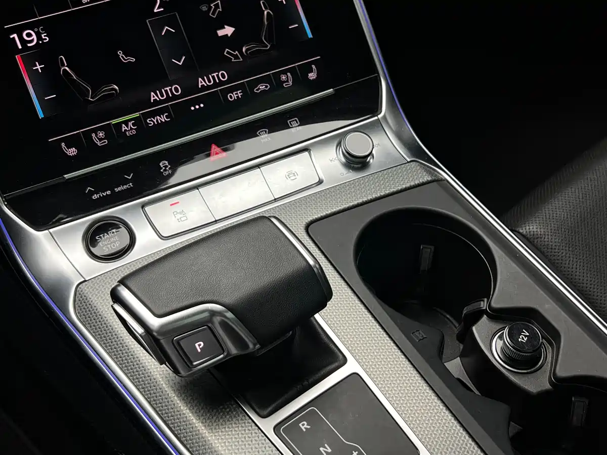 Audi A6 (Import) 2023 Model allroad quattro 55 TFSI Premium Off-road Version фото 26