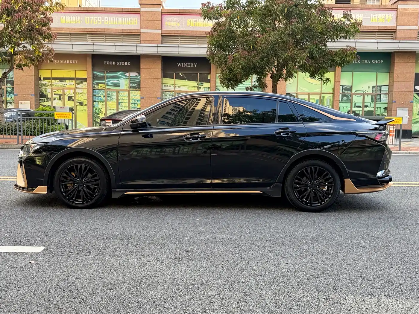 Dongfeng Aeolus Yixuan MAX 2022 2021 1.5T Dark Night Dawn Edition