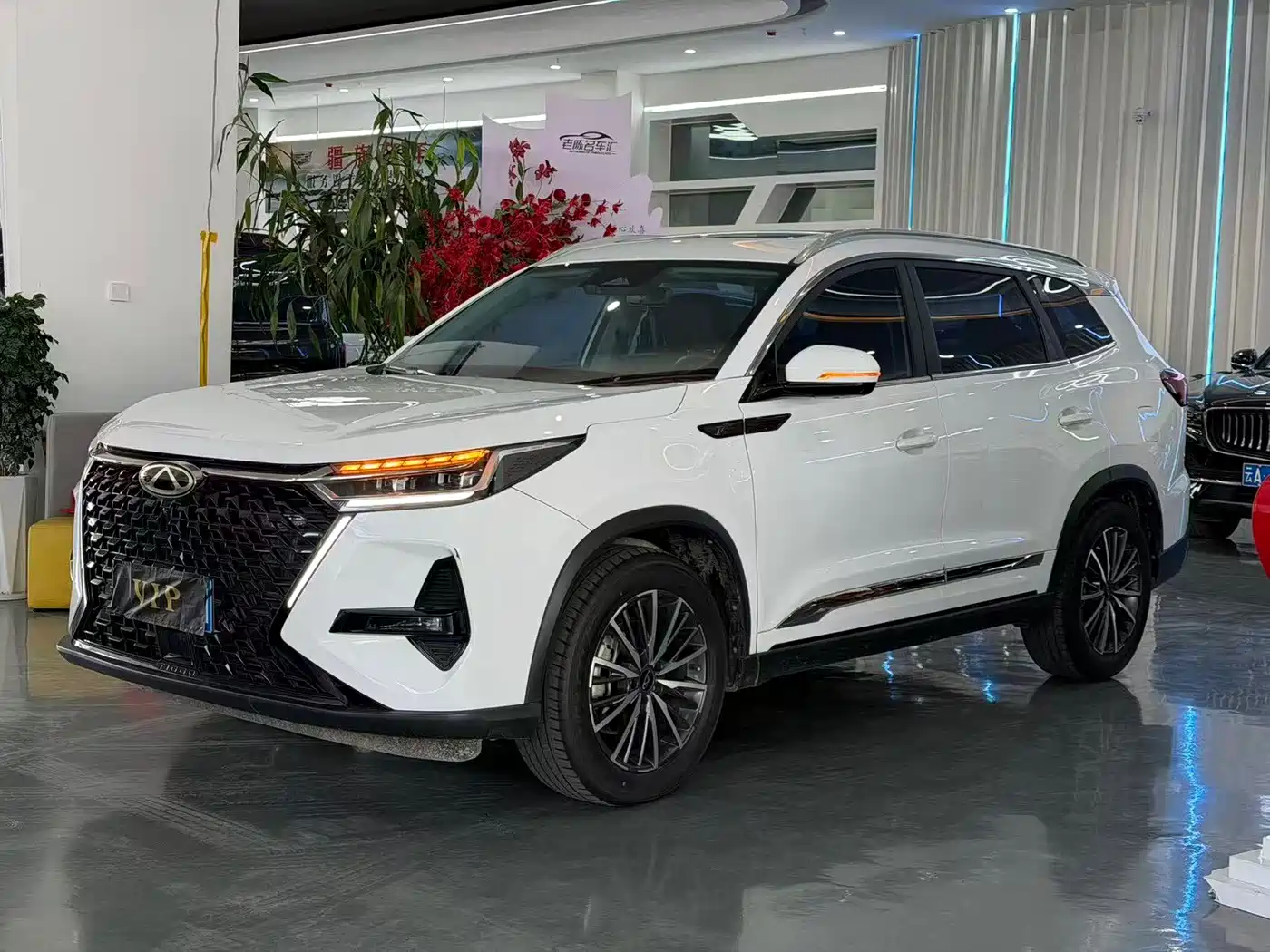 CHERY TIGGO 8 PRO