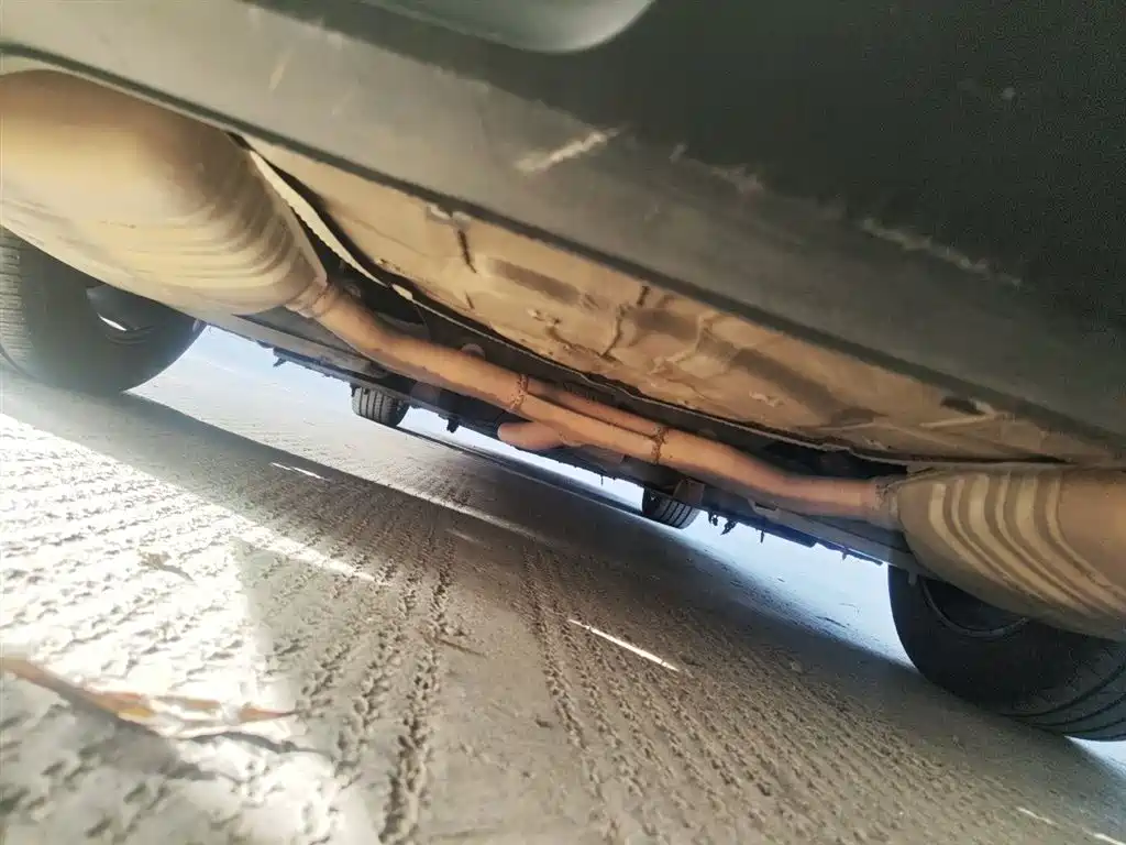 Hongqi H5 2023 1.5T DCT Smart Connect Flag Rhythm фото 25