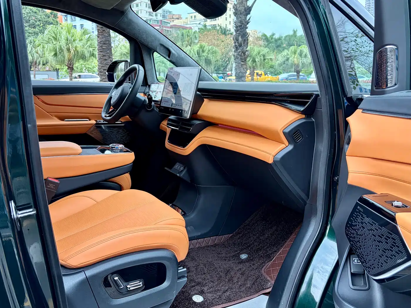 GEELY GALAXY WING TRUE L380