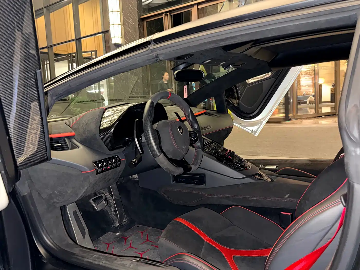 2017 Lamborghini Aventador