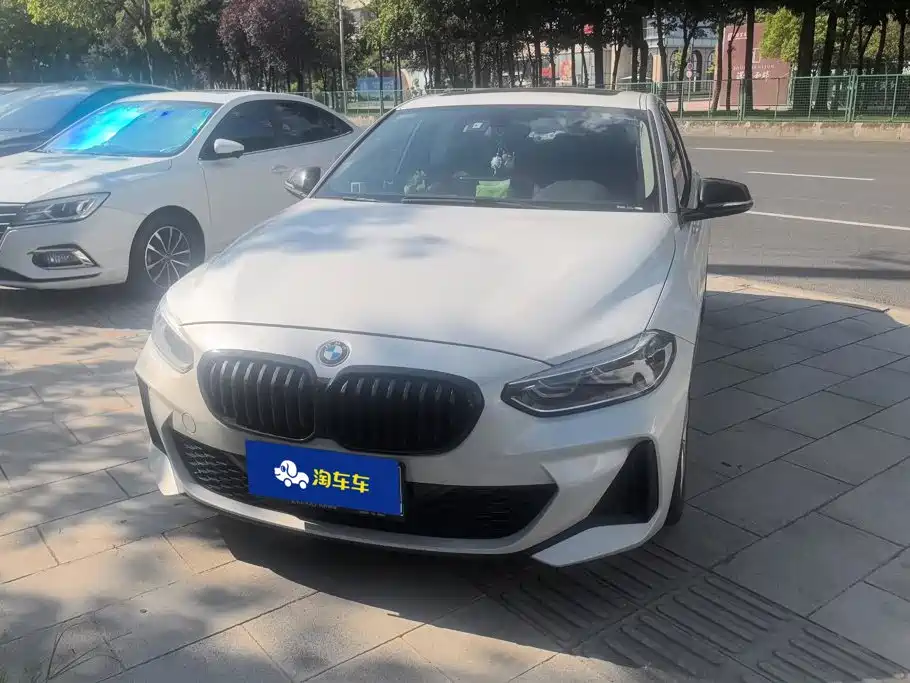 BMW 1 Series 2023 2023 120i M Sport Shadow Edition