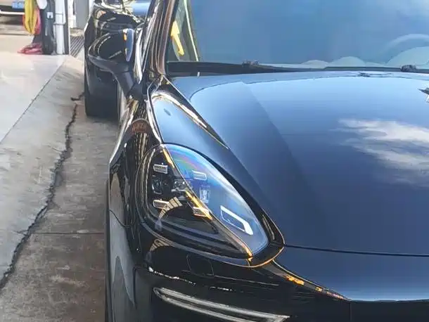 Porsche Cayenne 2015 Cayenne Turbo 4.8T фото 3