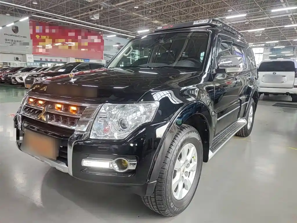 Mitsubishi Pajero (Import) 2016 3.0L Automatic Premium (China V)