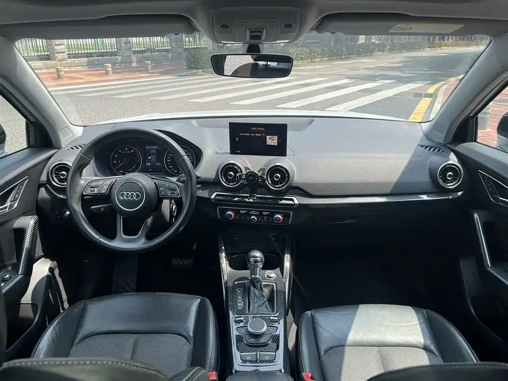 Audi Q2L 2018 35 TFSI Fashion Dynamic China V фото 6