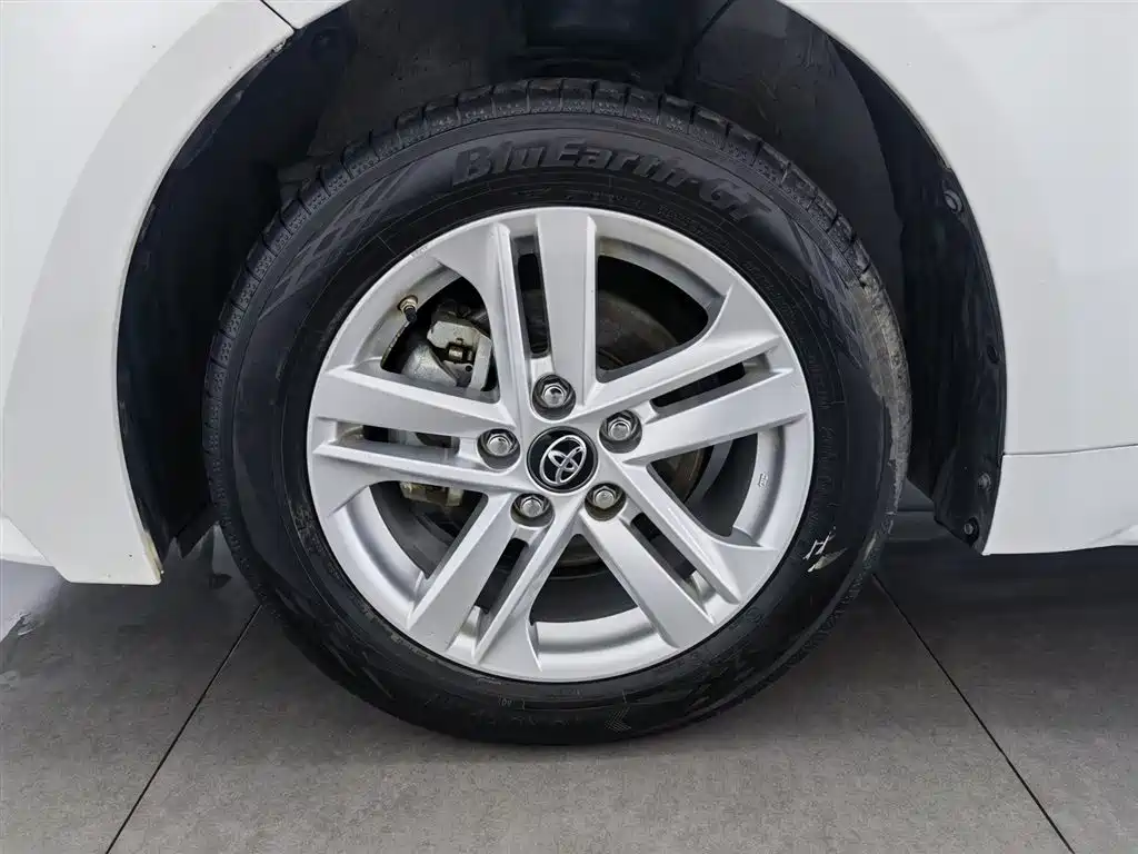 Toyota Levin 2022 185T CVT Luxury Edition фото 17