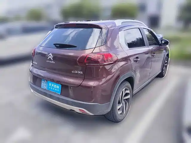 Citroën C3-XR 2015 1.6THP Automatic Smart Edition — фото 2