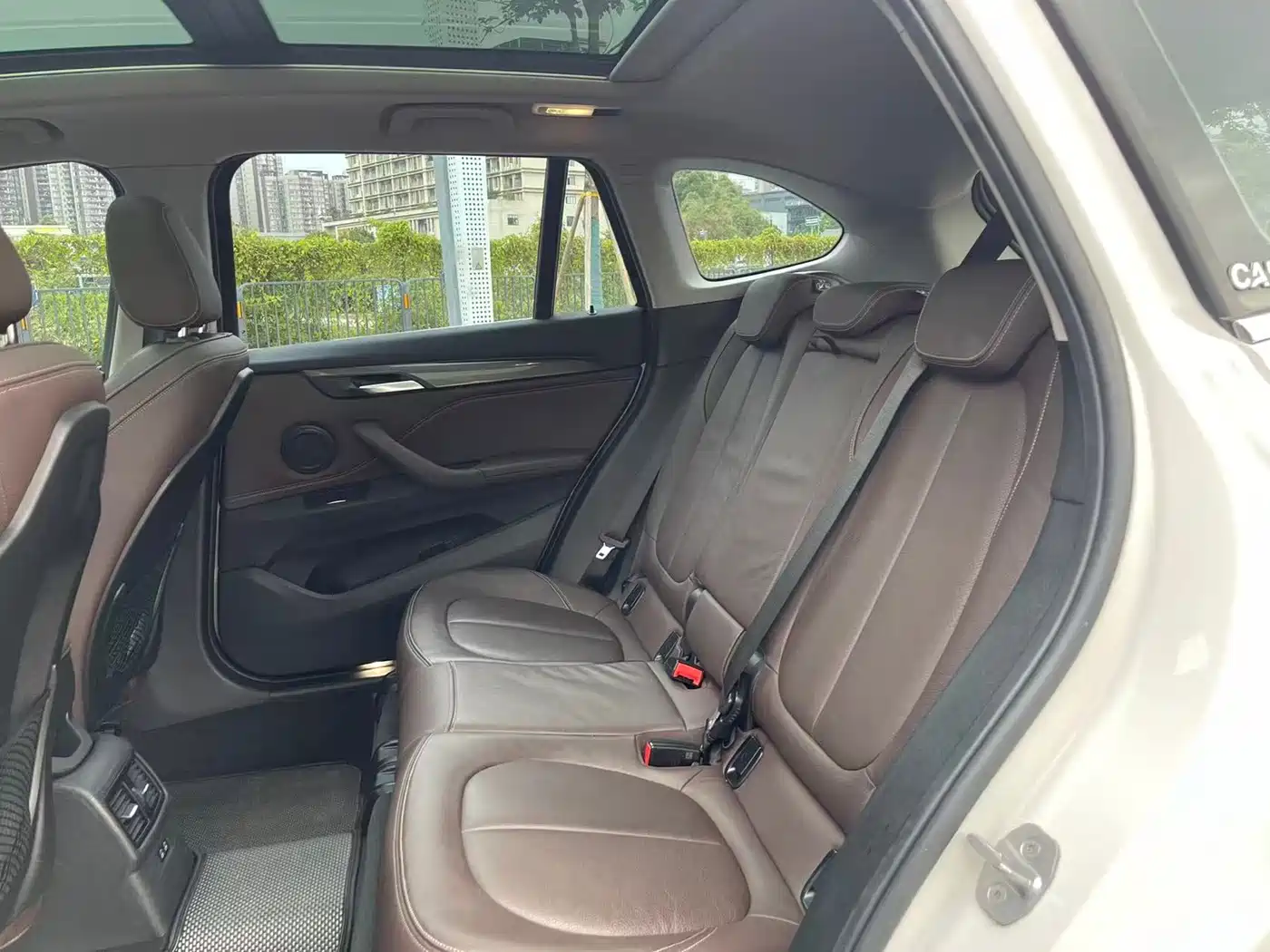 BMW X1 2019 sDrive18Li Premium Model фото 22