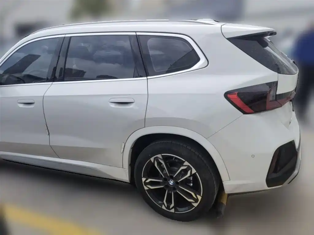 BMW X1 2025 sDrive25Li M Sport Package фото 9
