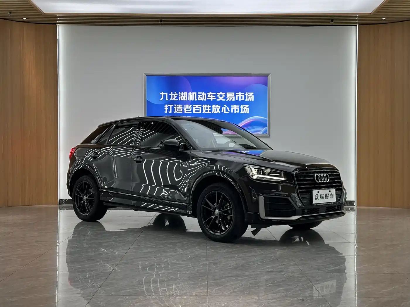 Audi Q2L 2018 35 TFSI Fashion Dynamic China VI фото 3