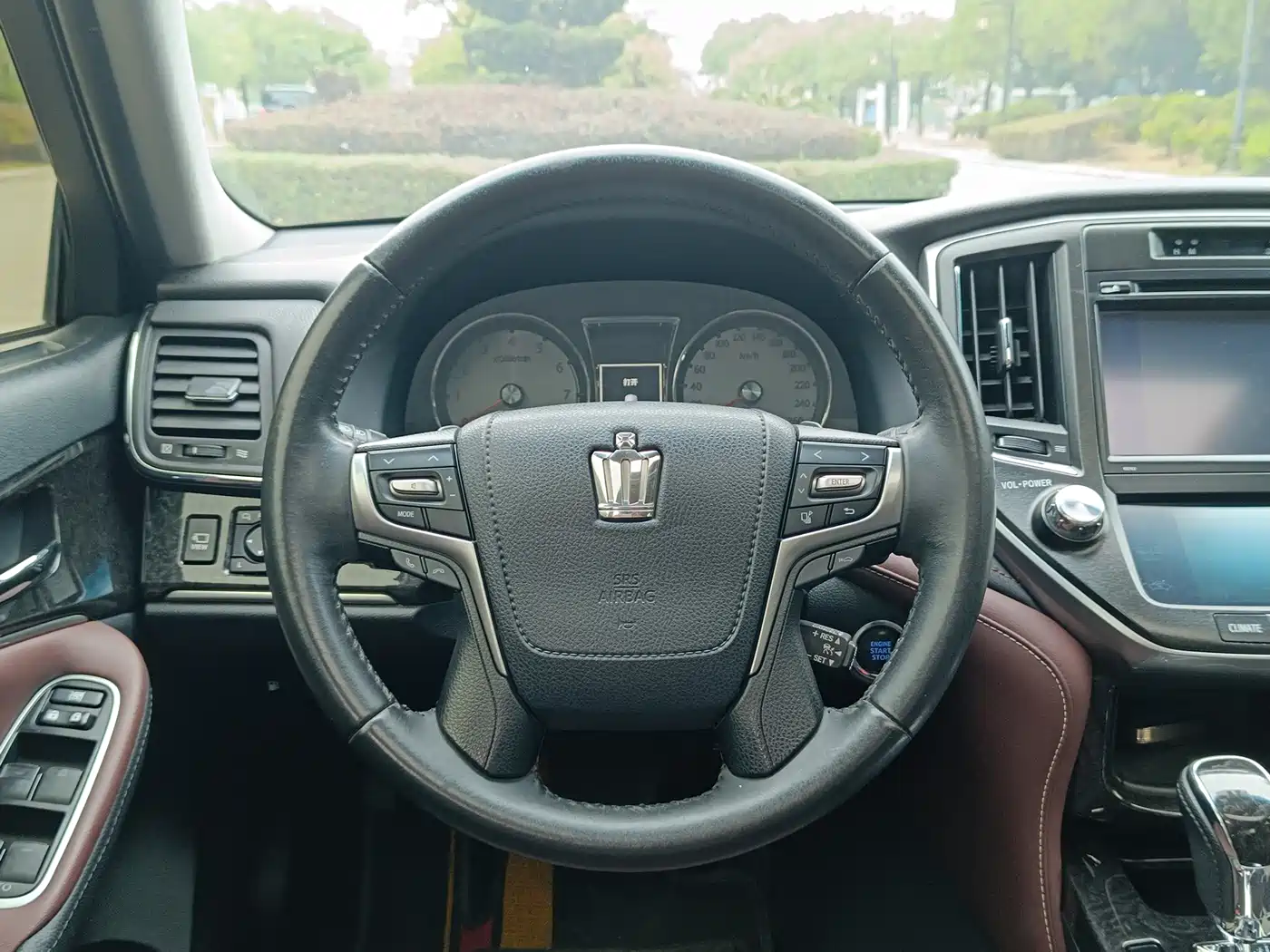 Toyota Crown 2018 2.0T Sport Edition фото 11