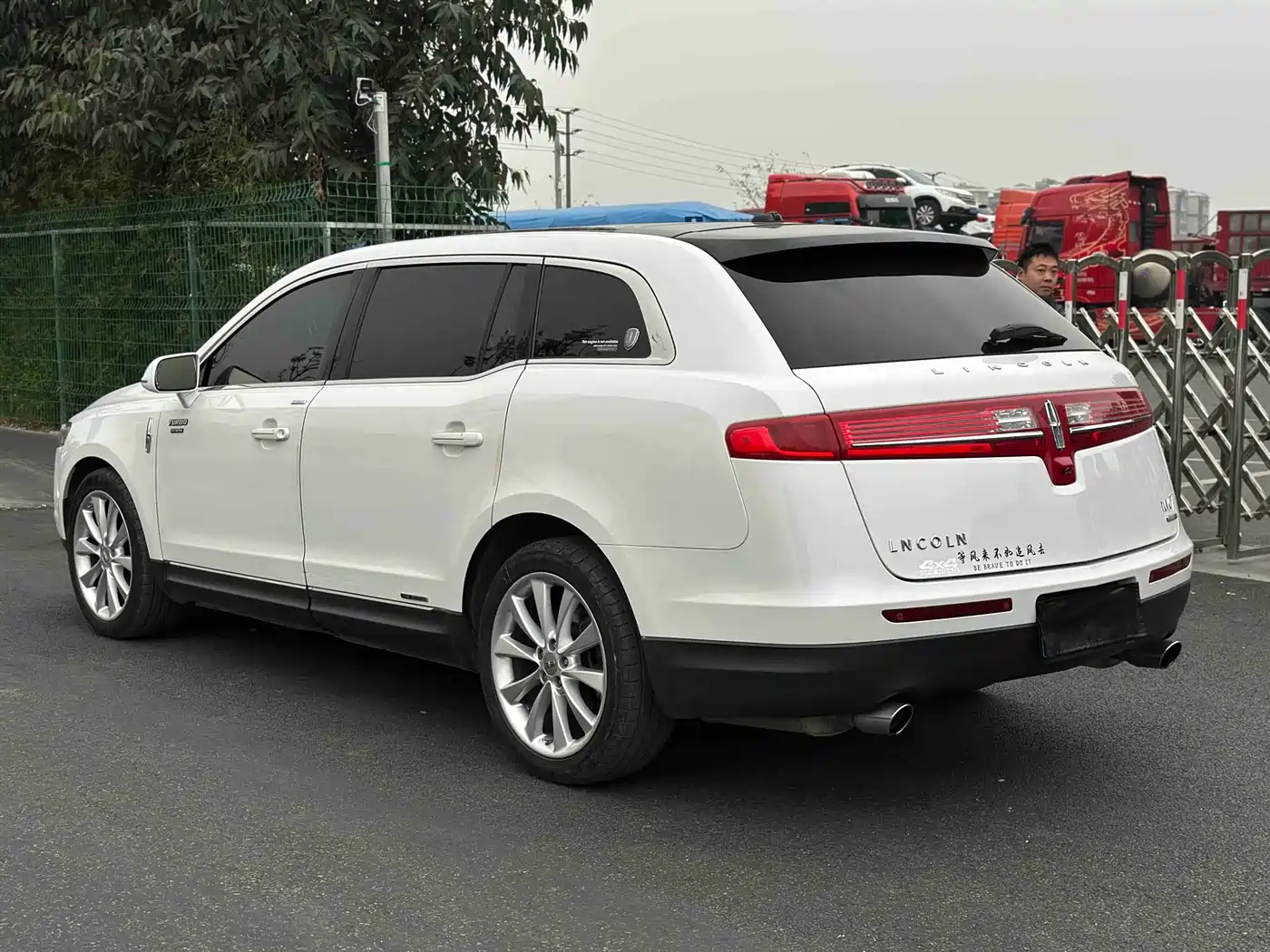 Lincoln MKT 2012 2010 Model 3.5T EcoBoost AWD
