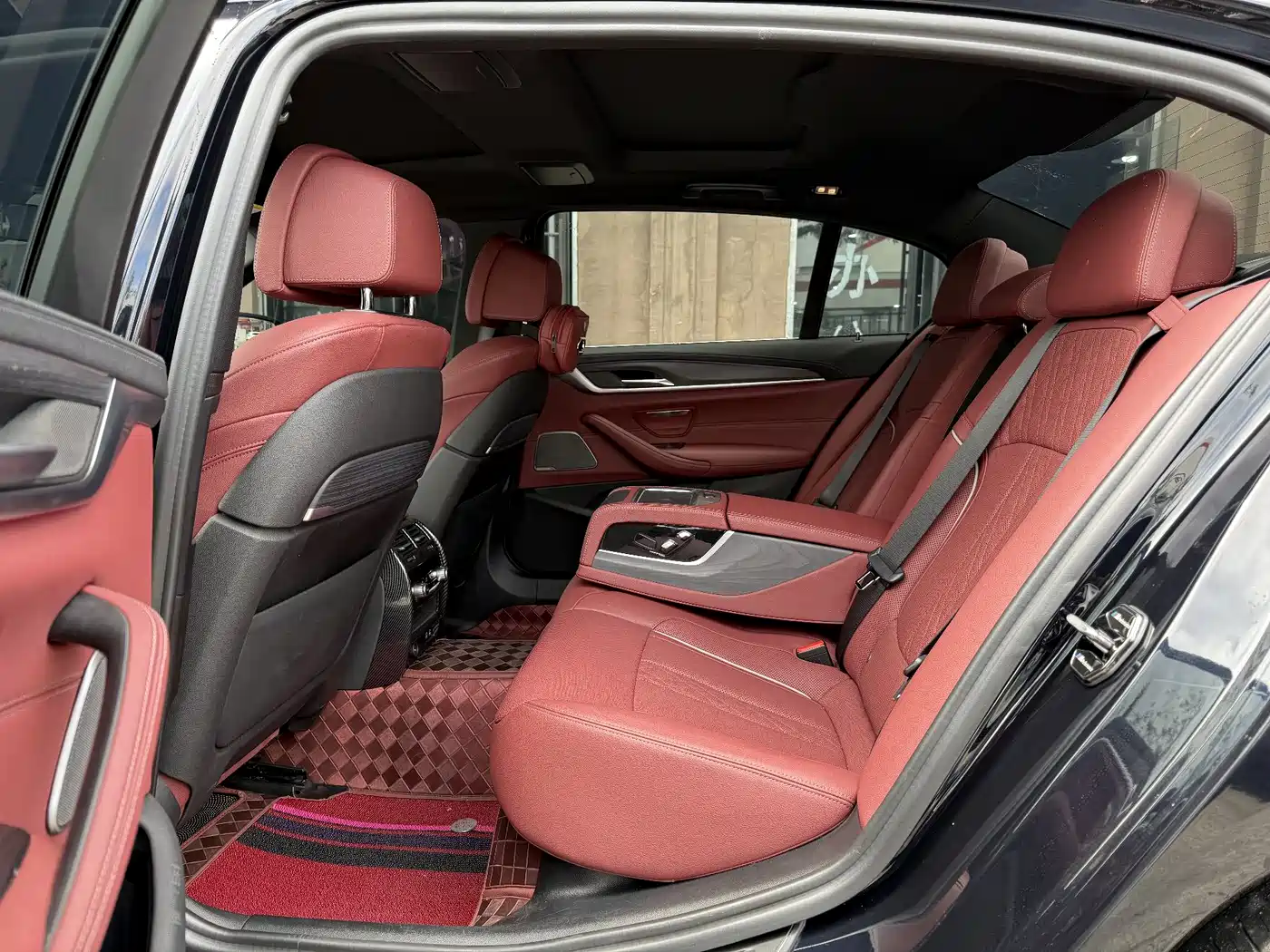BMW 5 Series 2022 Model Third Facelift 530Li Premium M Sport Package фото 10
