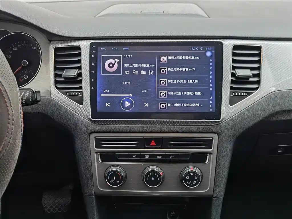 Volkswagen Golf Sportsvan 2016 1.6L Automatic Comfort фото 12