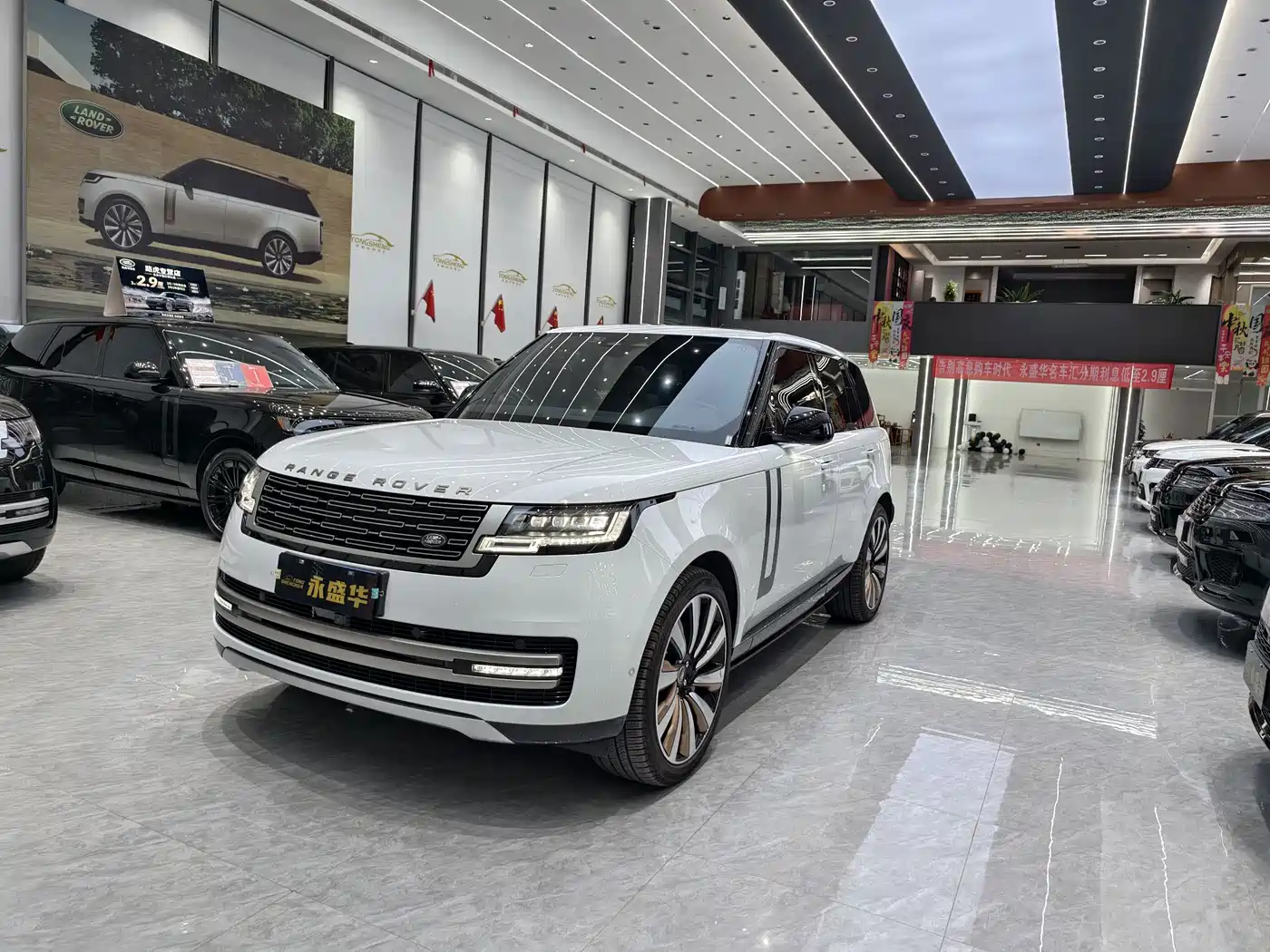 Land Rover Range Rover 2023 — пригон из Китая