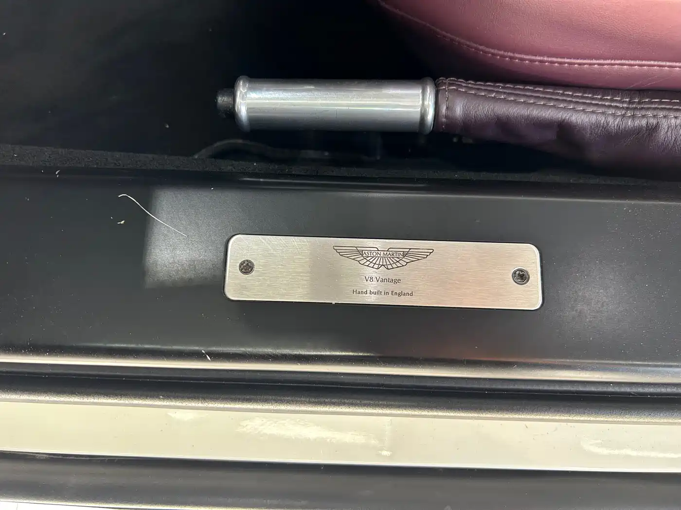 Aston Martin V8 Vantage 2011 2011 4.7L Sportshift Roadster