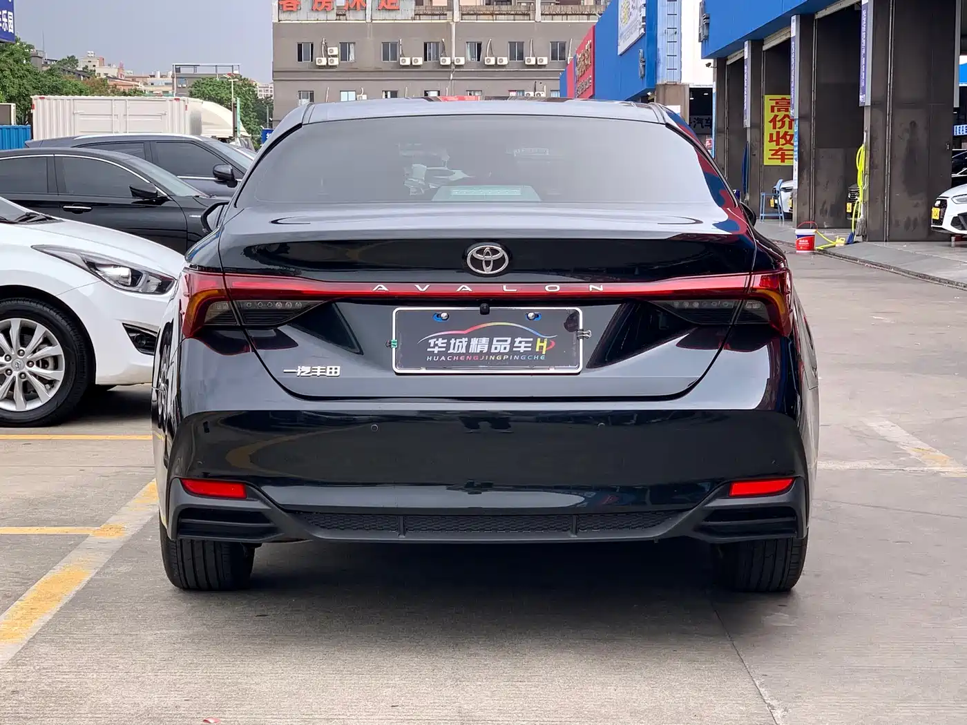 Toyota Avalon 2024 Model 2.0L Progressive Edition фото 3