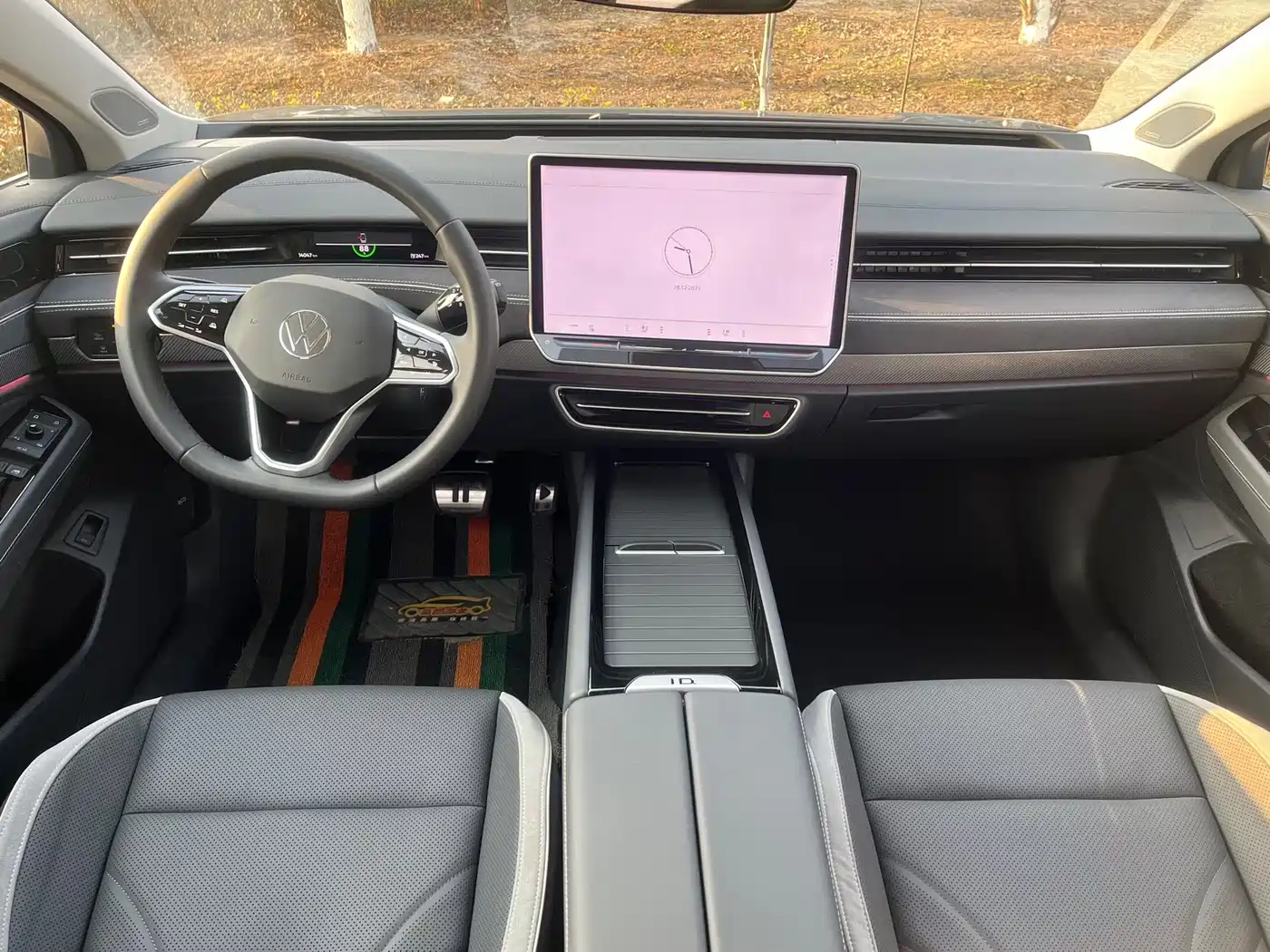 VOLKSWAGEN ID.7 VIZZION