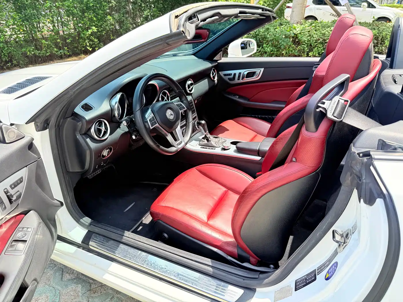 Mercedes-Benz SLK-Class 2015 2011 SLK 200 Fashion