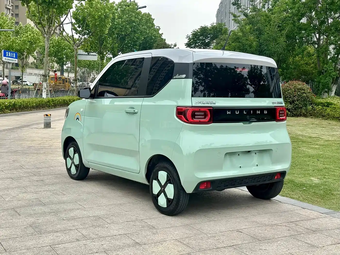 Photo 4 - Wuling Motors Hongguang MINIEV