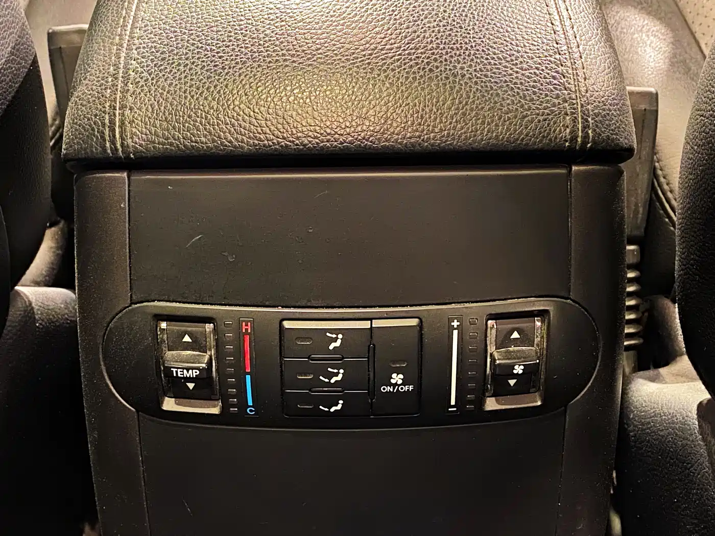 Kia Borego 2013 3.8L Luxury Edition China V фото 27
