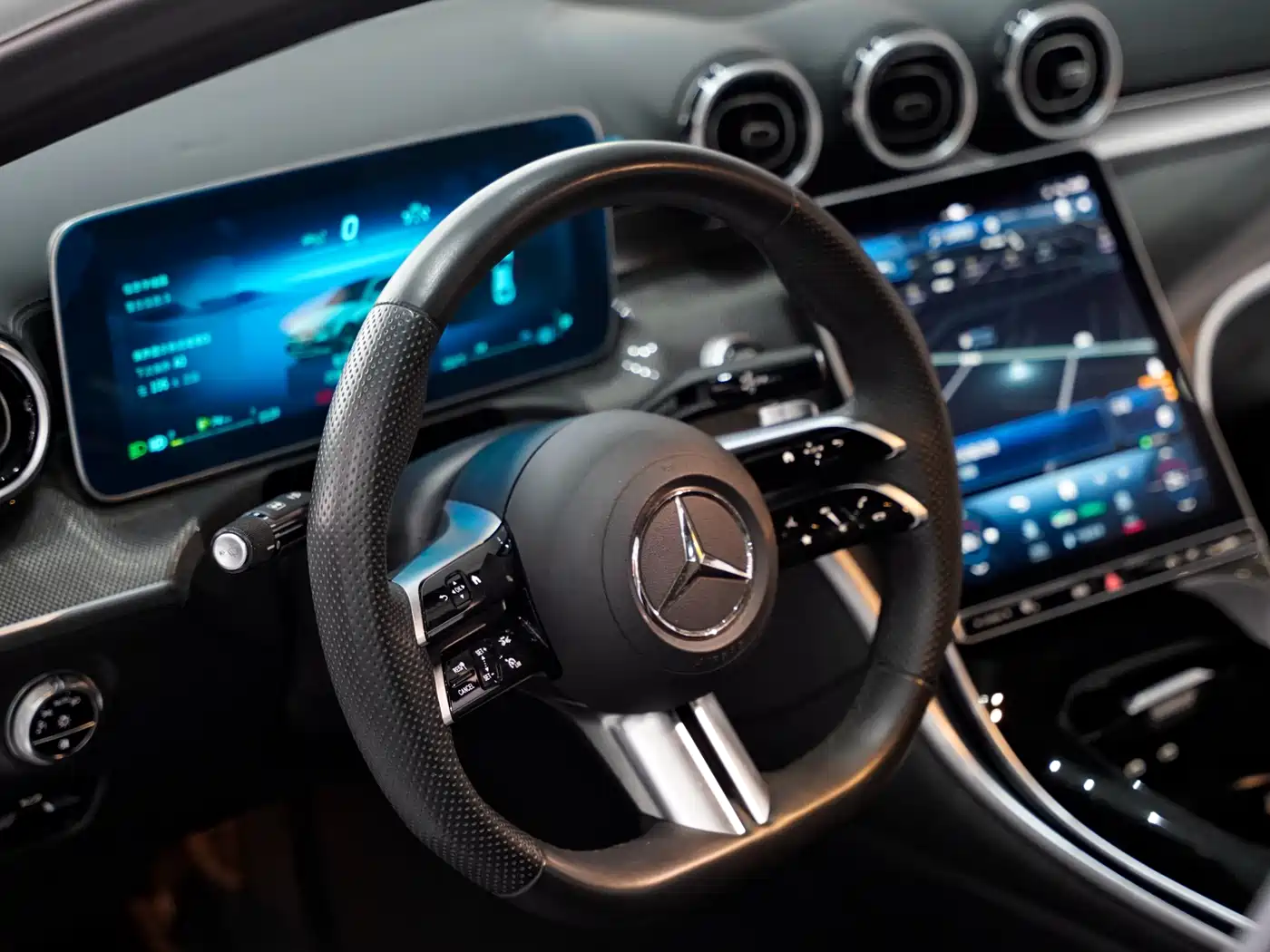 Mercedes-Benz C-Class 2023 C 200 L Sport фото 13