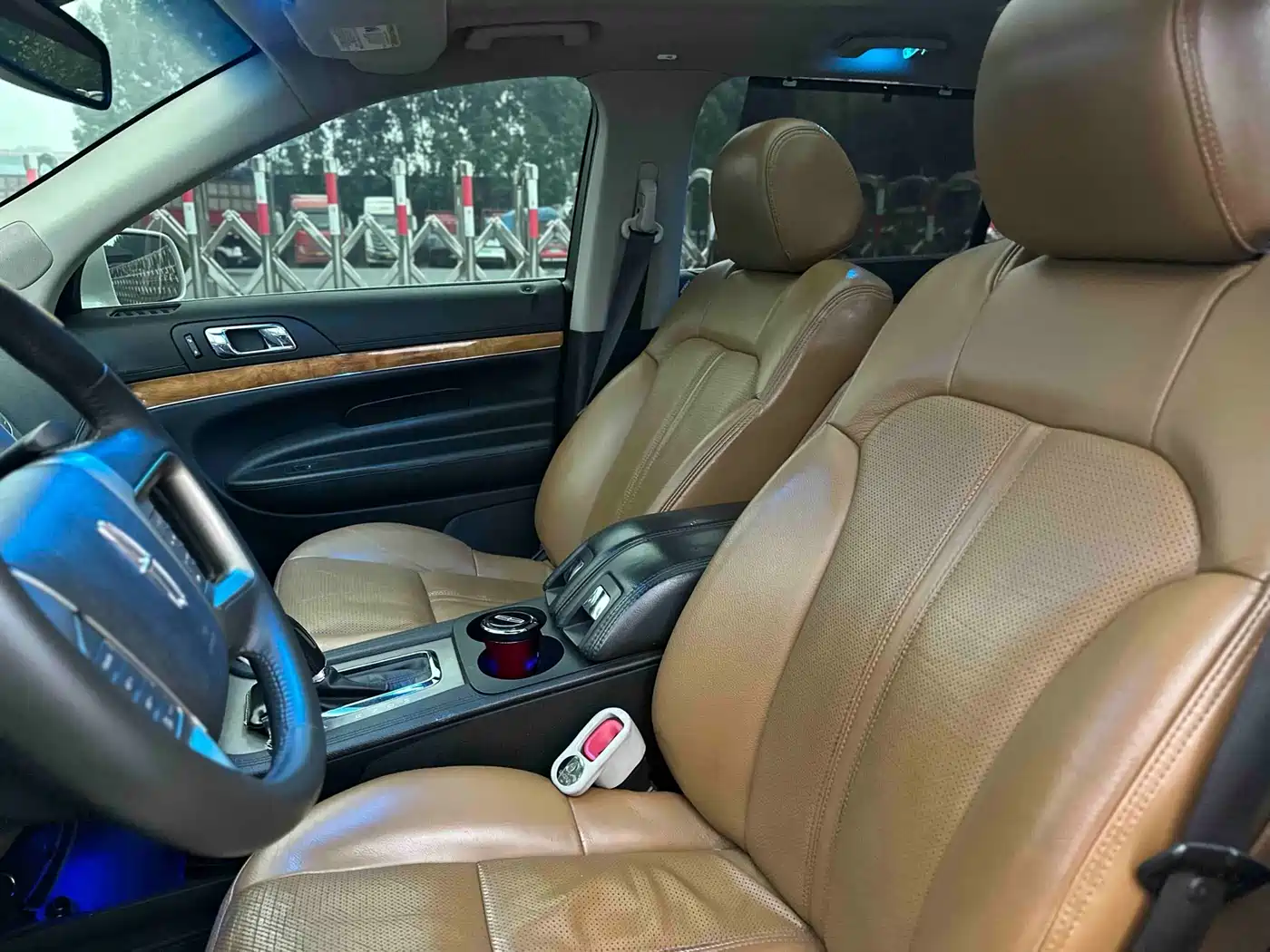 Lincoln MKT 2012 2010 Model 3.5T EcoBoost AWD