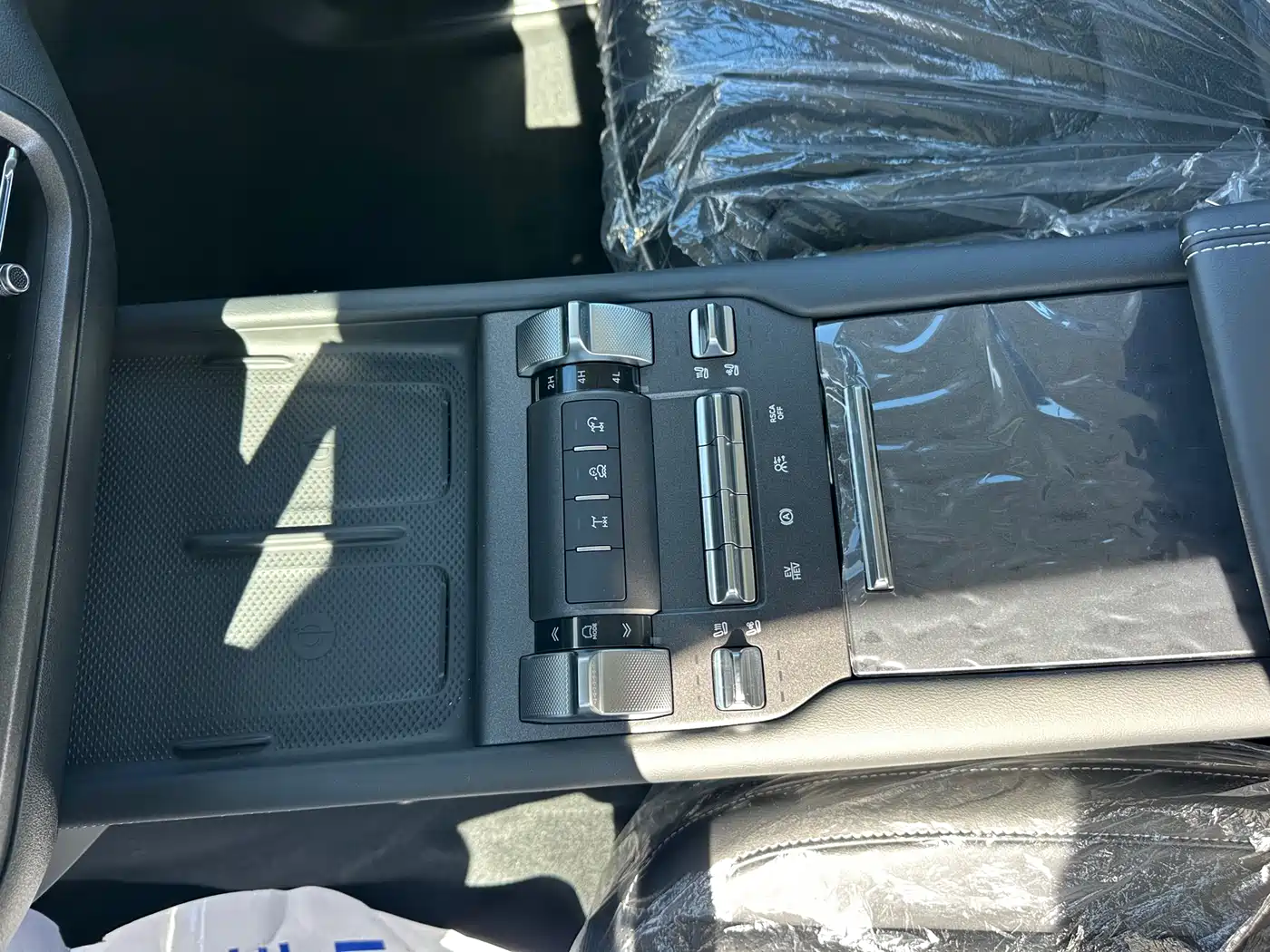 Tank 300 New Energy 2026 2025 Hi4-T 36.7kWh Edition