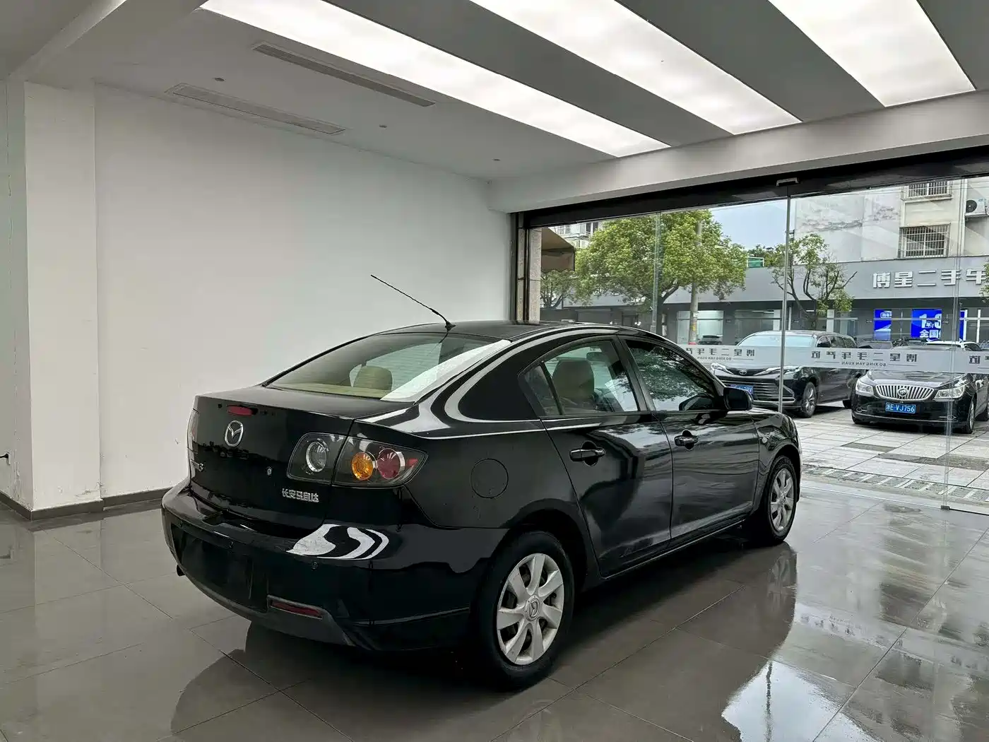 Mazda 3 2012 2010 1.6L Automatic Classic Elite Model