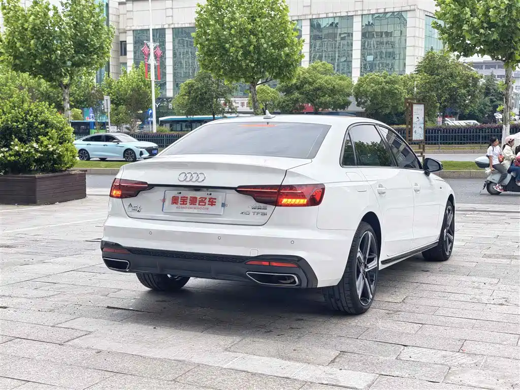 Audi A4L 2024 40 TFSI Luxury Dynamic фото 7