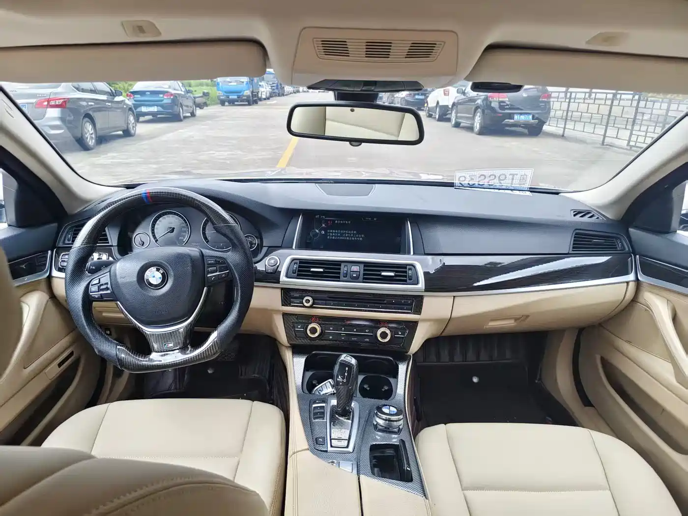 BMW 5 Series 2014 525Li Luxury Design Package фото 8