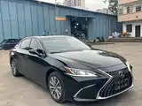 Фото 3 - Lexus ES